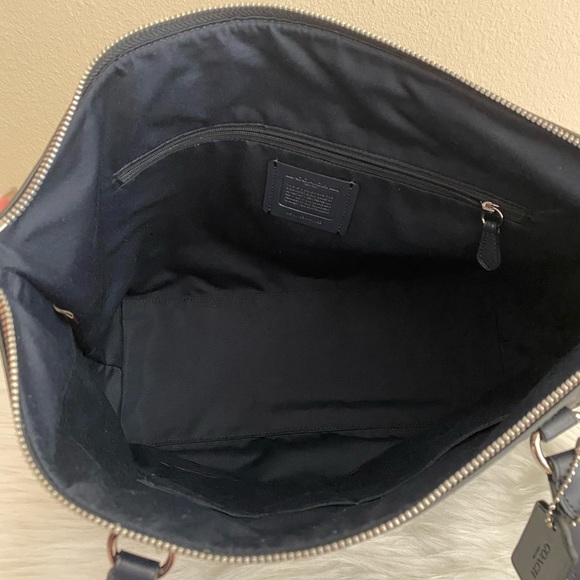 Coach - Picture 3 of 8